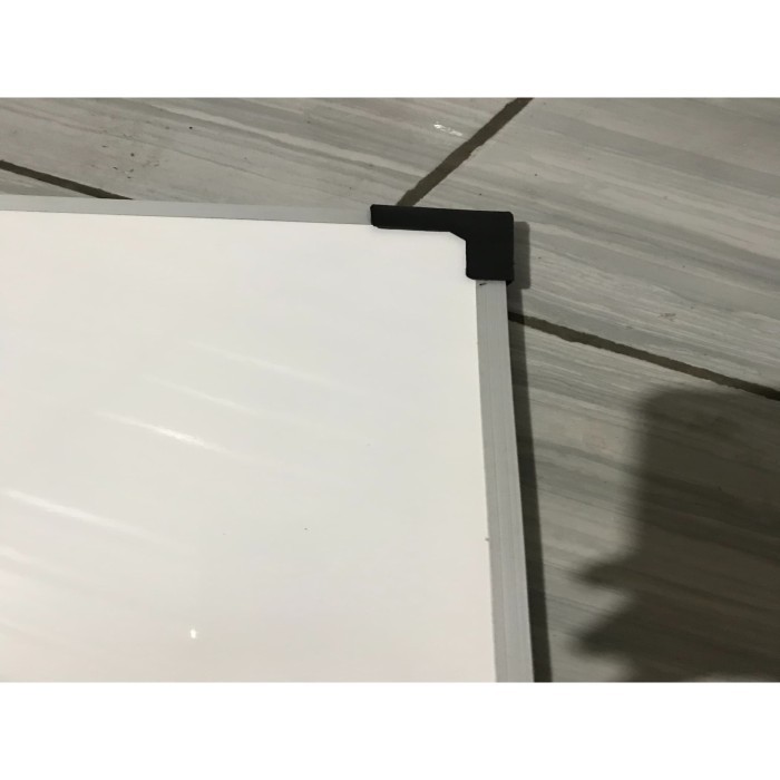 

whiteboard gantung 60x90