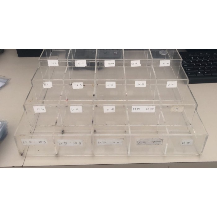 

Best Seller-Promo Tempat kartu akrilik custom 20 kartu