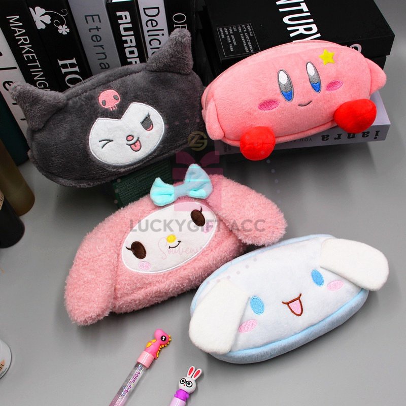 

(SANRIO UNIQUE 23) DOMPET TEMPAT PENSIL SANRIO/ TEMPAT KOSMETIK BAHAN BULU / TEMPAT ALAT TULIS ANAK DEWASA CINNAMOROLL KUROMI MELODY PREMIUM