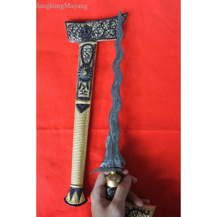 

Keris sengkelat wos wuntah warangka bugis wfn8029 murah