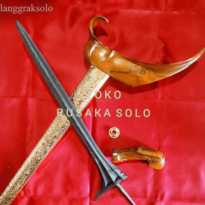 

KERIS PASOPATI PAMOR SATRIO PINAYUNGAN ALUSAN ISTIMEWA antik