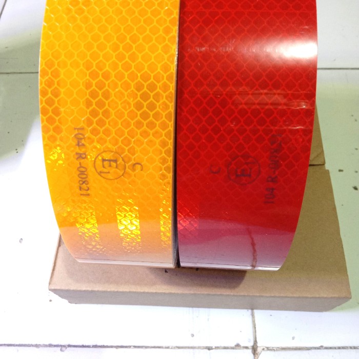 

PROMO 3M Reflektive Tape Sticker Diamond EGP Sarang Tawon 5cmx45 M - Kuning -BC92