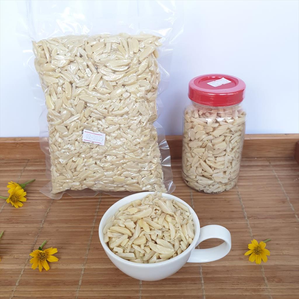 

Kacang Almond Iris Stik Korek Api Tanpa Kulit ( Slivered ) - 500g