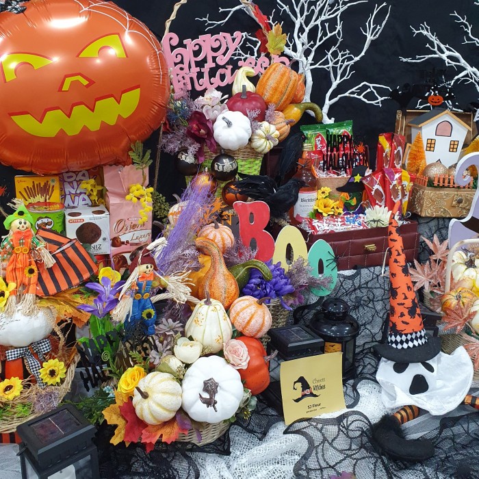 

Hampers halloween party pumpkin decoration 49