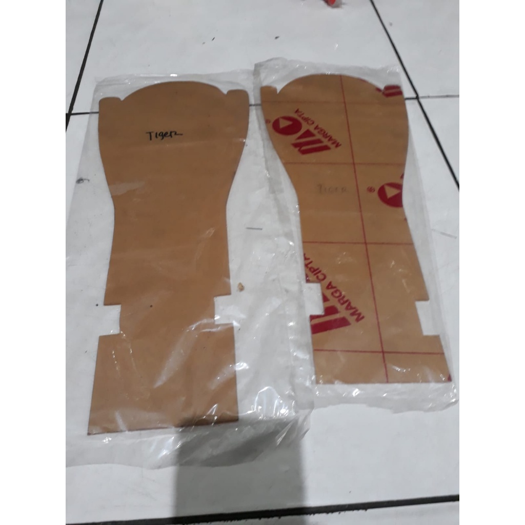 AKRILIK MIKA ACRILIK MIKA KOLONG PNP TIGER MIKA KOLONG TIGER