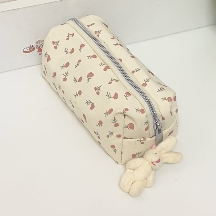 

Mismi Aera Pencil Case Wanita Stylish Flower Pattern Kotak Pensil Sekolah Perempuan Trendy - PC9A