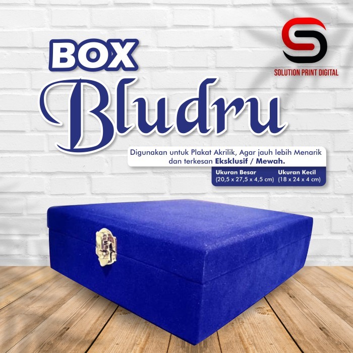 

HL Box Bludru | Box Plakat | Box Piagam | Box Mewah