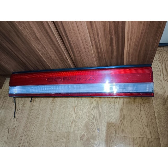 Garnish Lampu Belakang Corona Twincam ST171 Ex Salloon Original