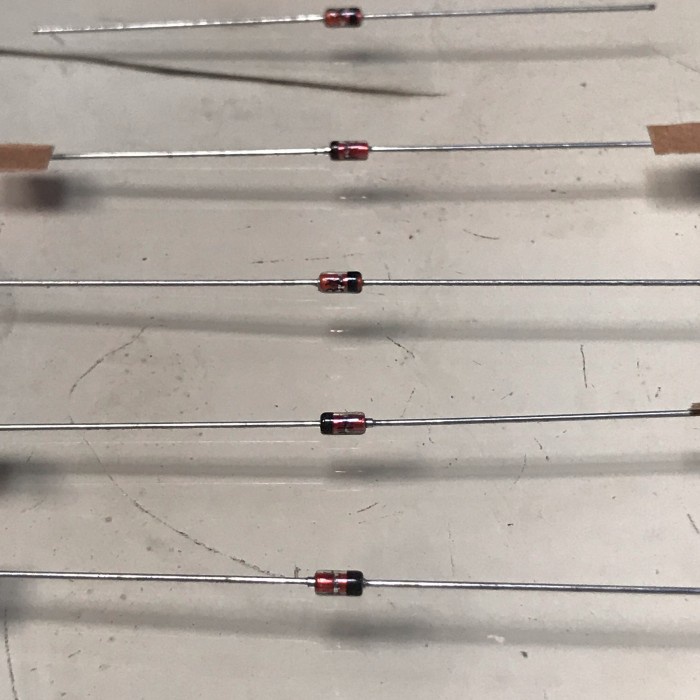 PART2 DIODA DIODE ZENER 1W 1 W 6V8 6.8 6,8 V 1N4736 1N 4736 IN4736 IN 4736