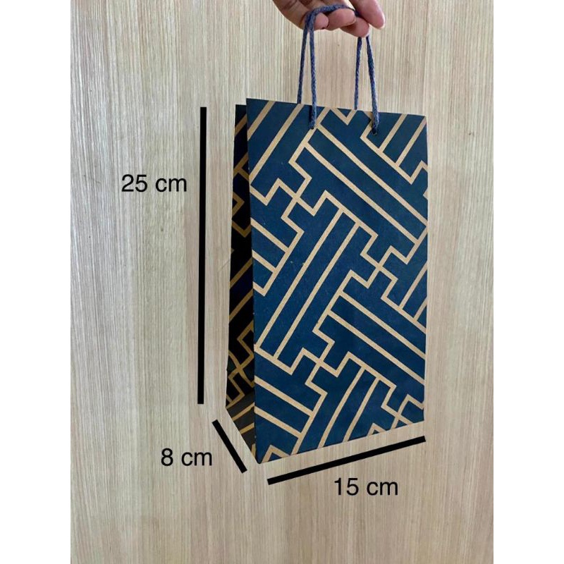 

NEEDS By NL Paperbag wafer 15x25 motif minimalis