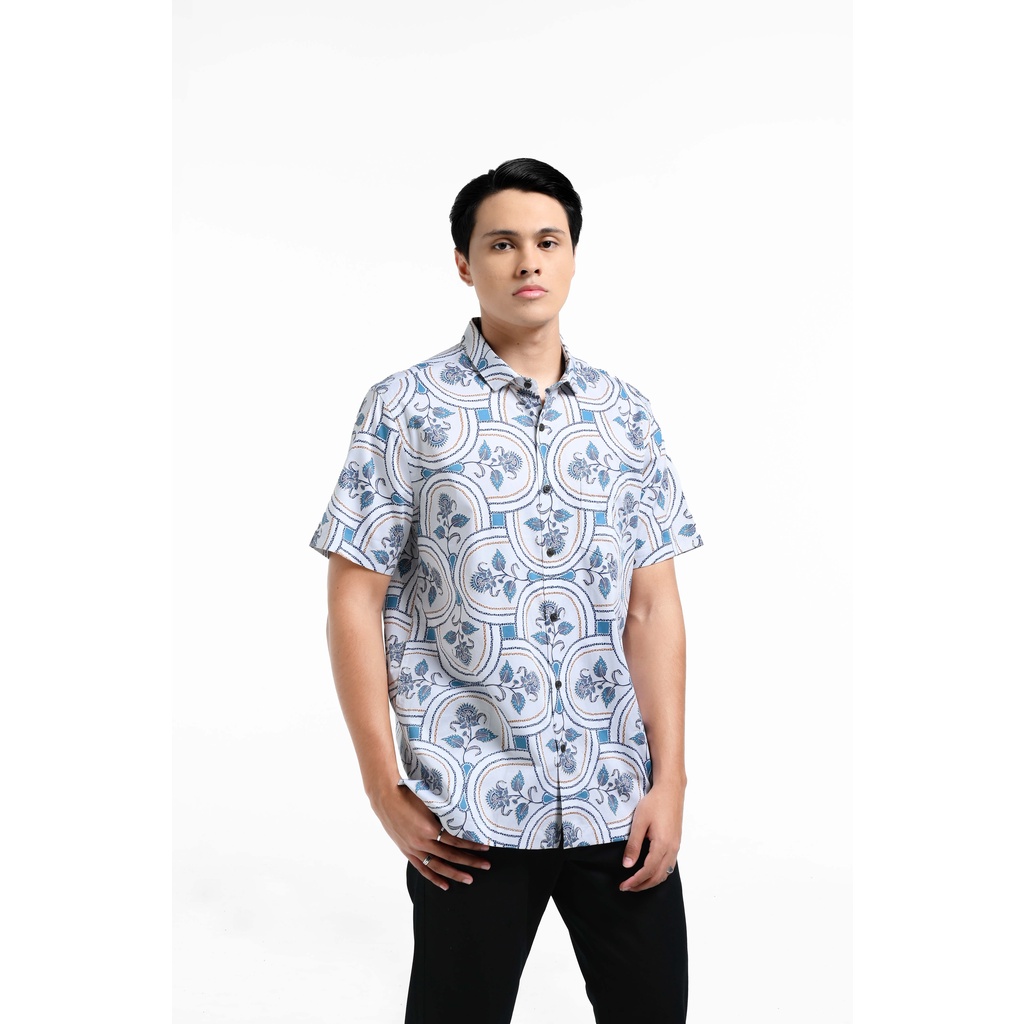 MANZONE Kemeja Batik Lengan Pendek Pria ADINATA-BEIGE