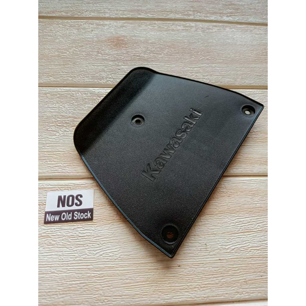 COD KAWASAKI ZX130 COVER TUTUP AKI (ACCU) ASLI ORIGINAL 11065 - 0051 PARTS AKSESORIS