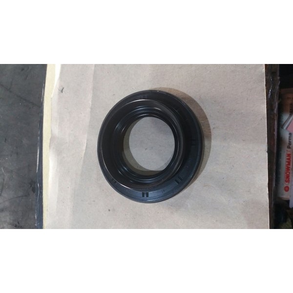 seal pinion sela gardan fortuner hilux