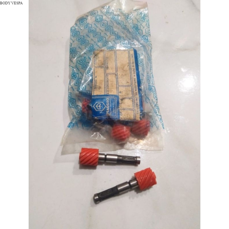 Gigi nanas gigi speedometer original vespa vbb