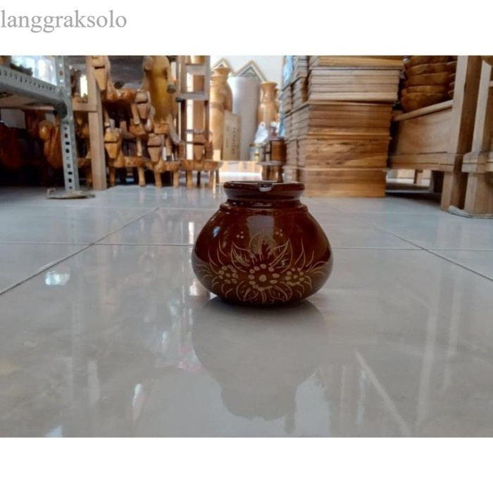 

Termurah Asbak Kayu Jati Cukit/Ukir - Vas termurah