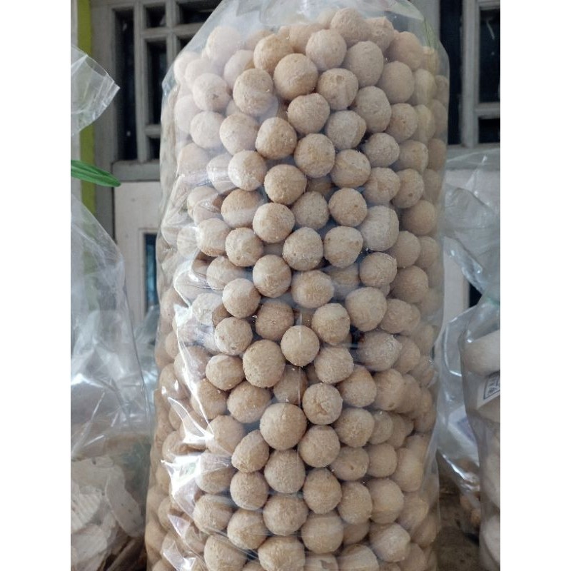 

SALE - tahu pong tahu bulat 1kg kripik tahu bulat tahu sumedang