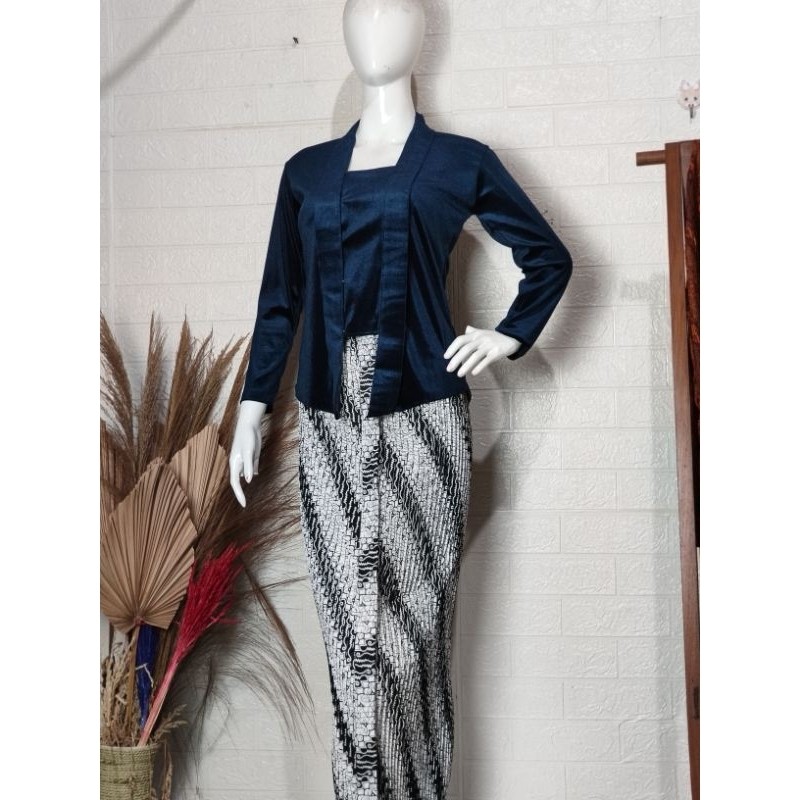Kebaya setelan kebaya bludru kutubaru ( kebaya + rok plisket)