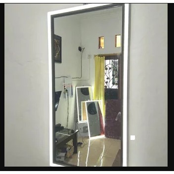 Cermin Kaca Rias KACA SALON LAMPU 60X80.