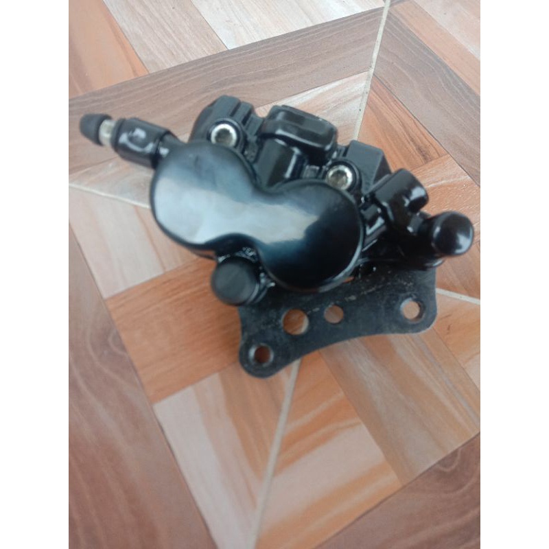 kaliper ori rem cakram belakang Kawasaki ninja rr new old SE original pala babi brake caliper