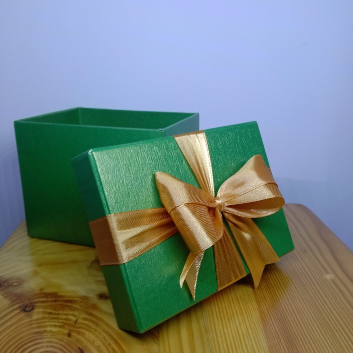

TERLARIS!!! kotak kado gift box + 13x9x5 cm + Berpita - Hijau