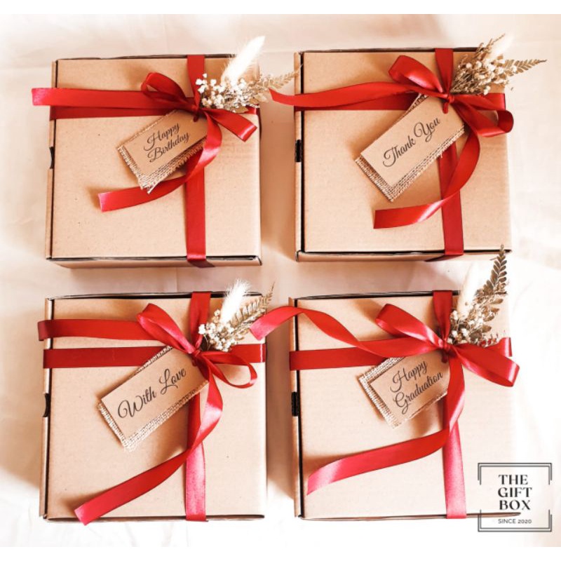 

NEW GIFT BOX SATIN WITH HANG TAG | SIZE L dan XL