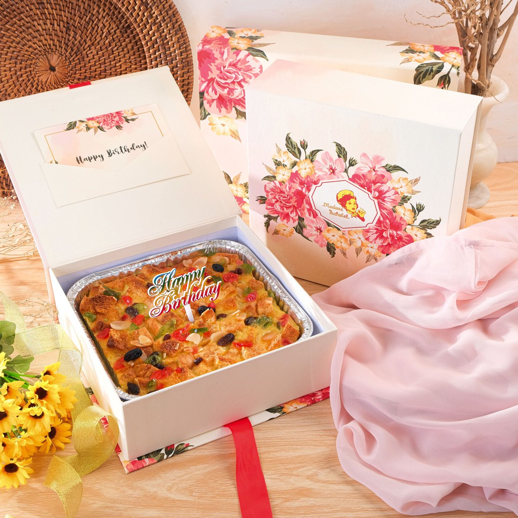 

Hantaran Ulang Tahun / Birthday Hampers Macaroni Schotel Lasagna Spaghetti Ukuran Large ( Grab express khusus Surabaya )