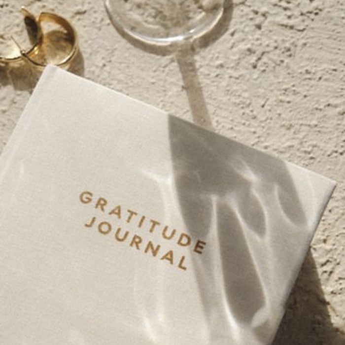 

Ready Gratitude Journal - Ivory