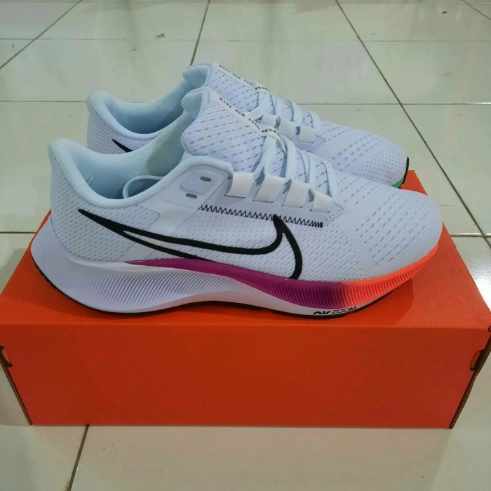 sepatu olahraga pria+wanita nike zoom pegasus 38 olymvic size 37-45 - Putih, 45