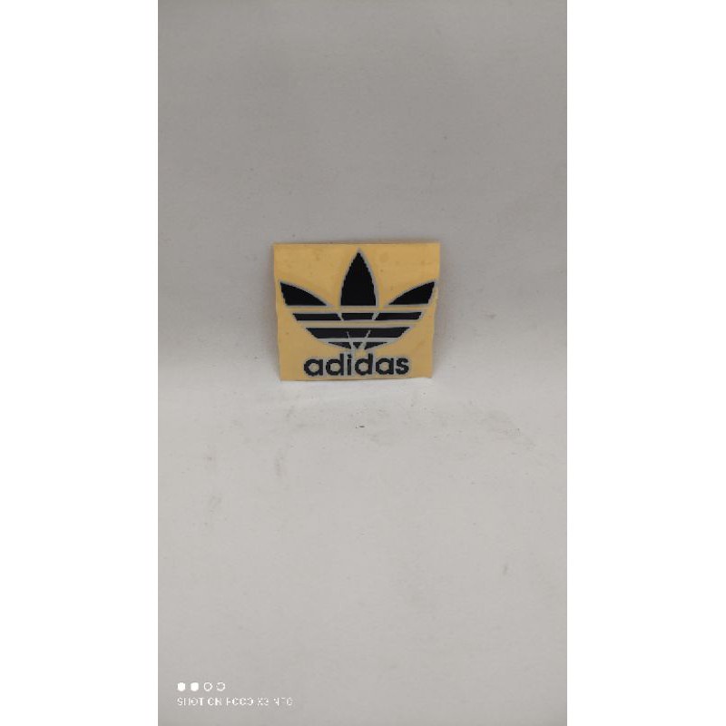 

stiker cuting adidas (A6)