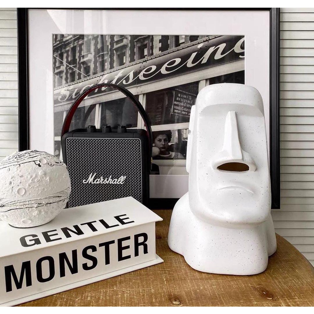 Moai Tissue Box
