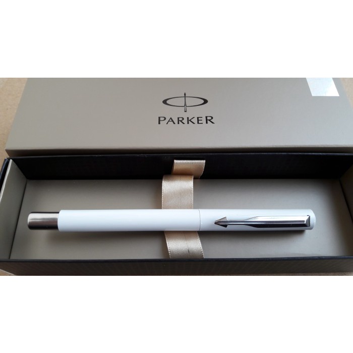 

[New]/Promo Pen Parker Vector Standard White Rollerball
