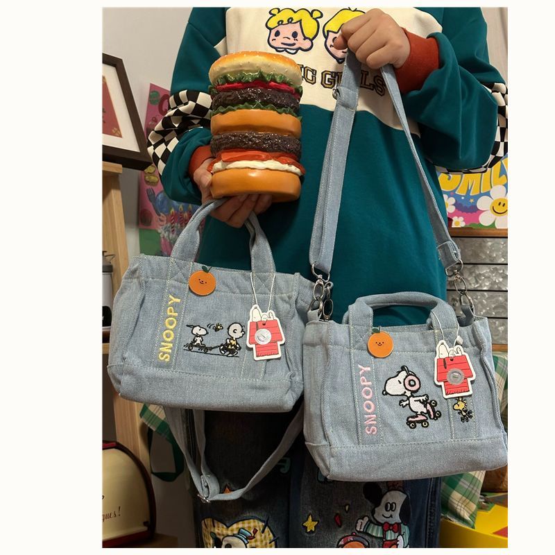 importTas Selempang Snoopy Lucu Bordir Denim Baru untuk Pelajar Wanita Tas Bahu Gaya Korea Tas Tanga