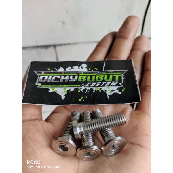 Baut L stainlise stainless m8/baut 12 raiser ninja S SS /cb150R/rxking/rxz/vixion/scorpio