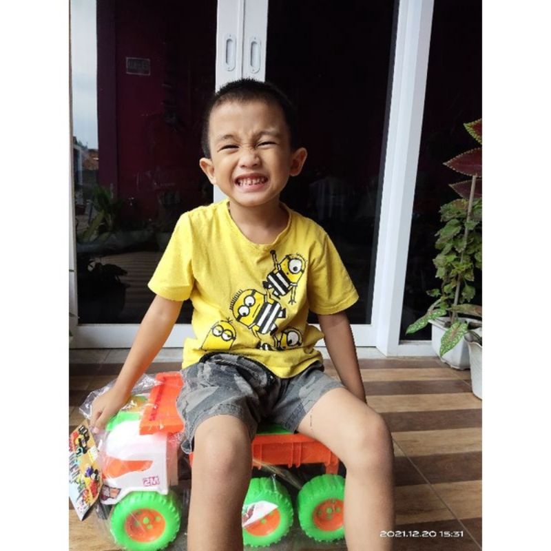 Mainan Mobil Truck Tronton Pengangkut Pasir Besar