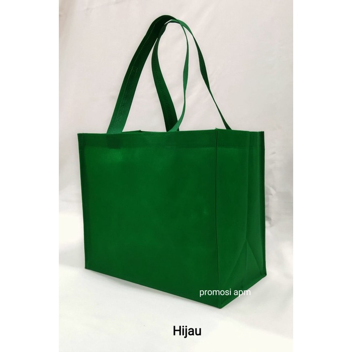 

Tas Spunbond Jahit Kue Brownies Ukuran 27x15x25cm - Merah