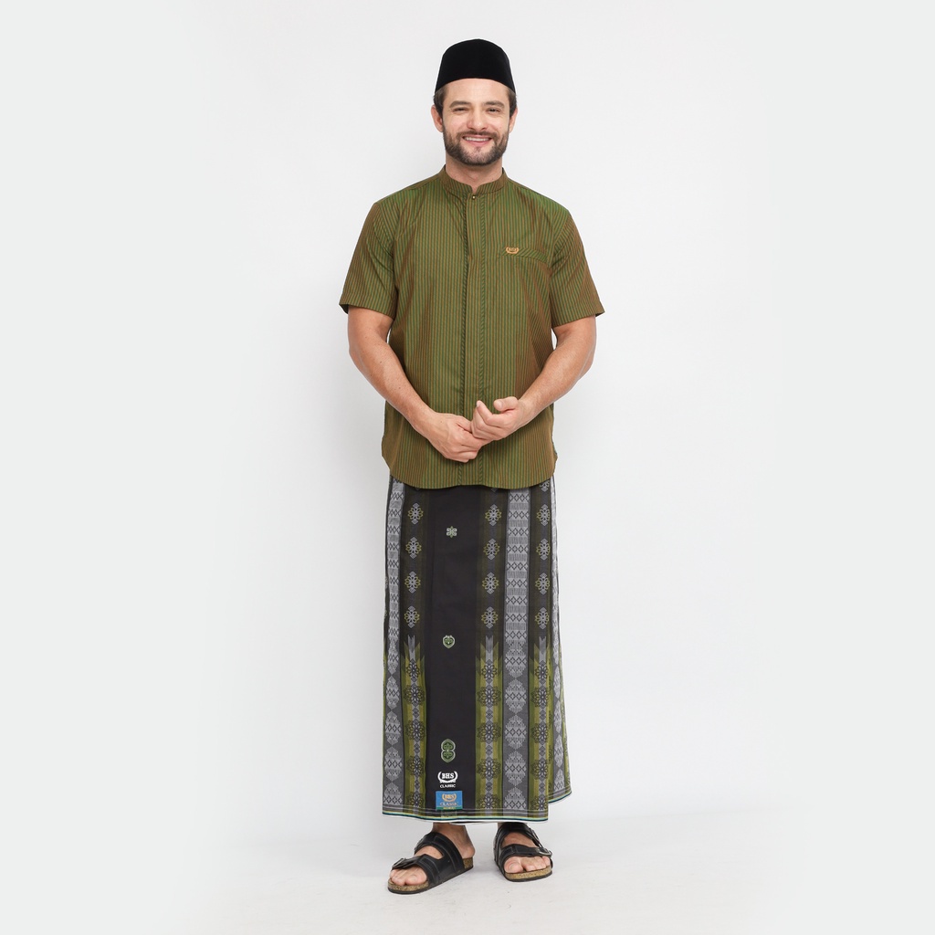 Sarung BHS Classic Gold Motif C48 JGF Hitam Hijau 02