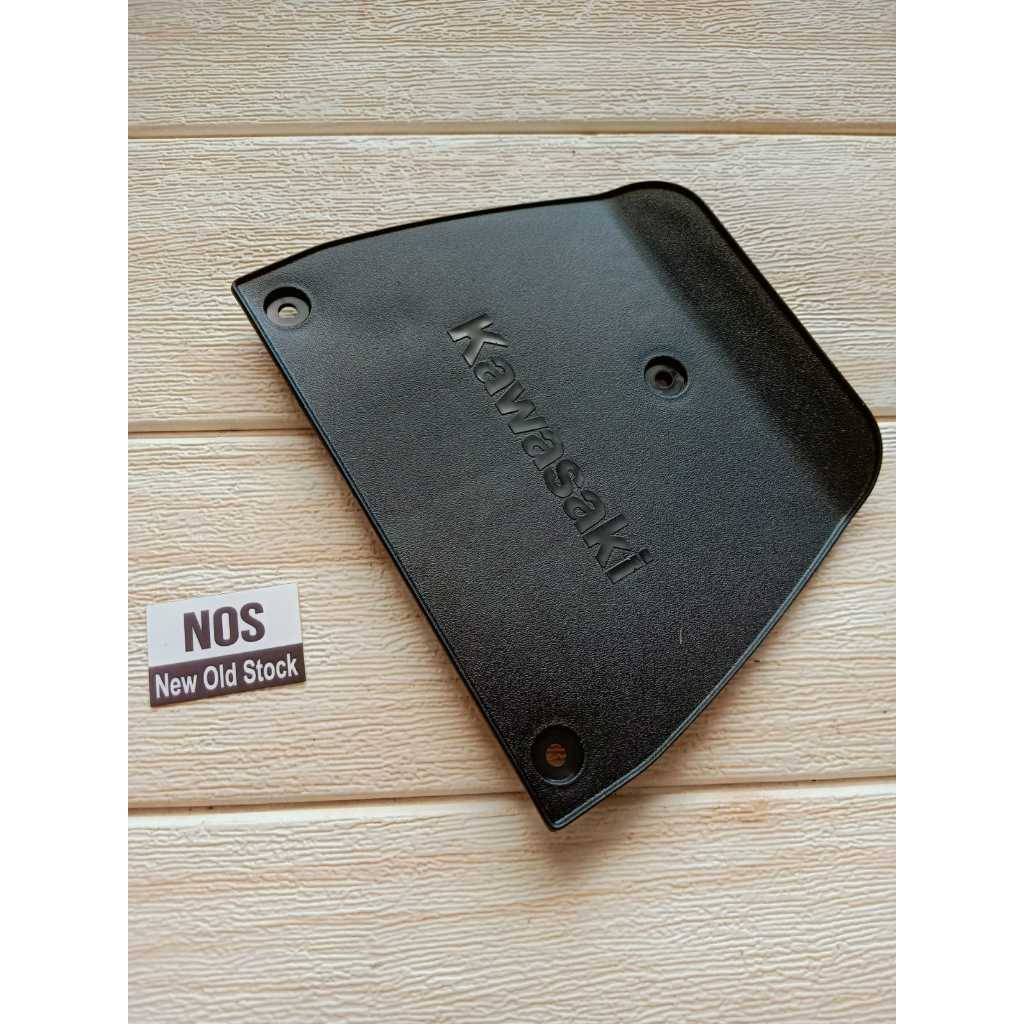 KAWASAKI ZX130 COVER TUTUP AKI (ACCU) ASLI ORIGINAL 11065 - 0051 PARTS AKSESORIS