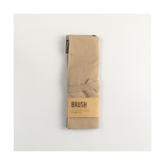 

PRODUK TERLARIS HELLO SUNDAY Brush Series Roll Case - Khaki Brown