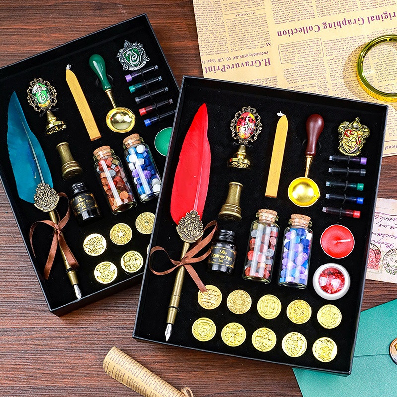 

Fire Paint Stamp Set Gift Box European-style British Feather Signature Fountain Pen Wax Grain Melting Supplies DIY Decoration