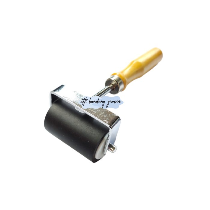 

V-Tec Roller Rubber 705 Besi 5 cm Roll Untuk Melukis