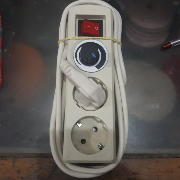 dimmer pengatur kecepatan