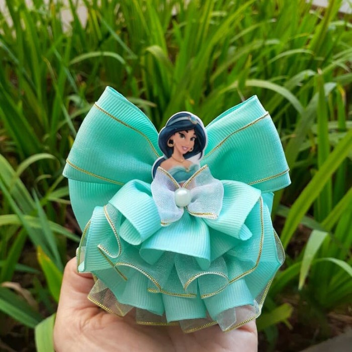 [ BEST SELLER ] - VS - Jepitan Jasmine in green dress