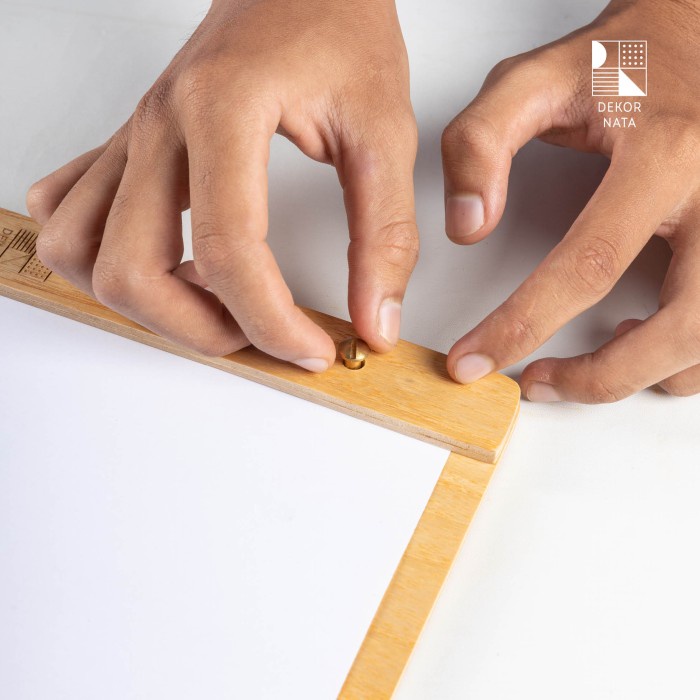 

Custom Wooden Menu Board A4 / Papan Menu Resto / Engrave Menu Display