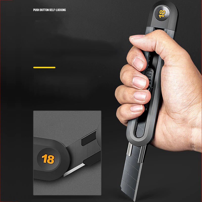 

Kater Tajam Pengunci Otomatis - Deli Pisau Cutter Auto Lock Snap Off Wide Blade SK2 18mm - HT4018