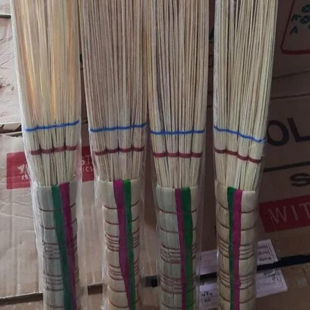 Sapu KASUR / Sapu Lidi kasur / sapu lidi Putih Premium / sapu Penebah Kasur