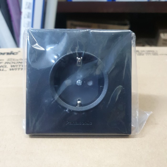 STOP KONTAK MEJA MEETING HITAM 40CM ISI 4 EMPAT LUBANG ALUMINIUM - PANASONIC 4PCS