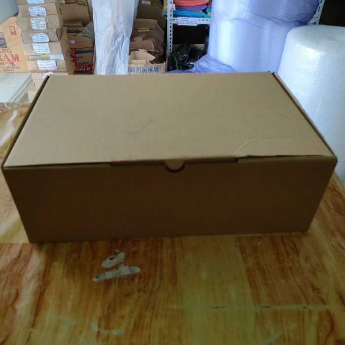 

box 30x20x10 kardus DIE CUT karton dus packaging