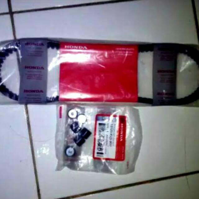 Satu set V-belt,Roller scoopy fi ori honda