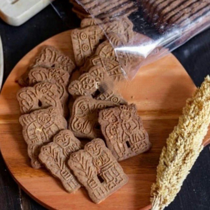 

Biskuit Kayu Manis Speculaas 500gr Kue Kering Gelora Jatinegara