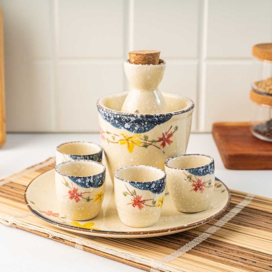 

UCHII Premium HANA Ceramic Sake Set 5's Hampers Exclusive Gift Box